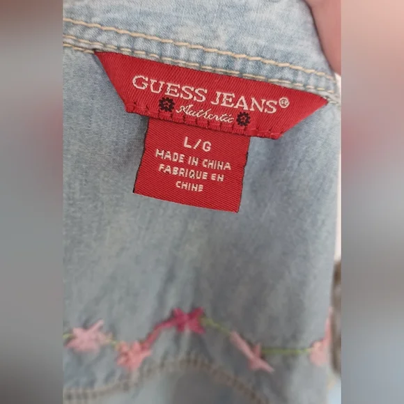 Vintage Y2K Guess Jeans Embroidered Button Up Denim Shirt - Picture 11 of 11